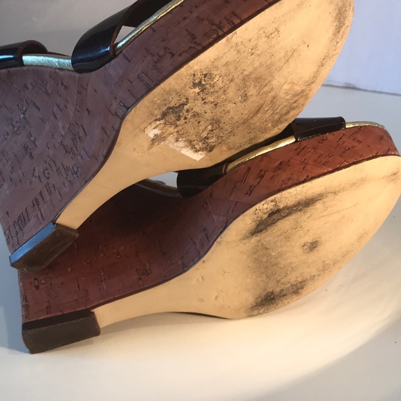 Michael Kors Brown Patent Leather Wedges Size 7 - Picture 7 of 8